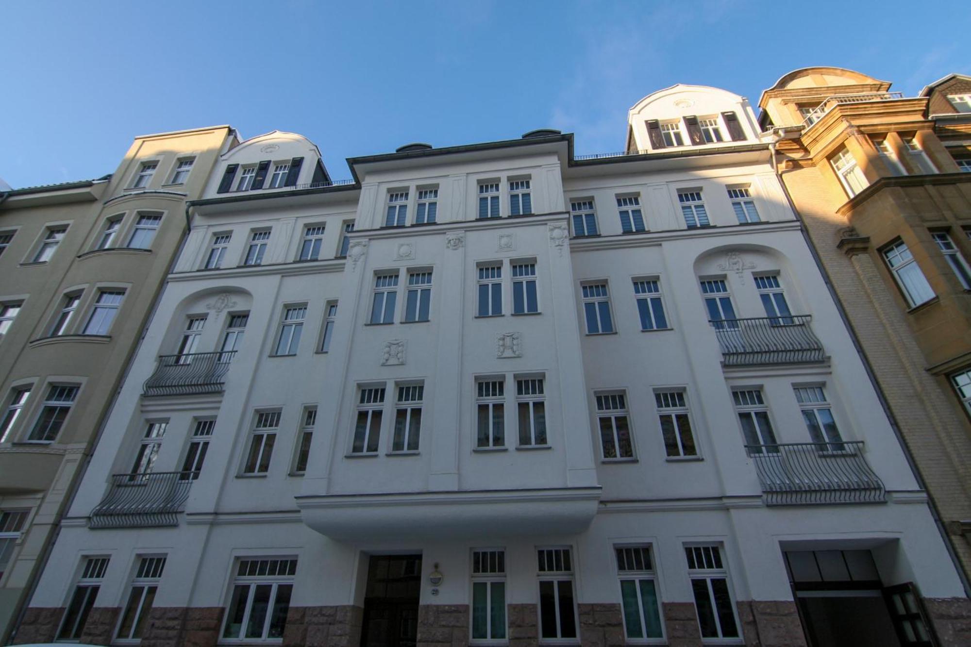 Premium Quartier Clara , Karl Und Fritz Auf Dem Kassberg Mit Eigenem Stellplatz Chemnitz Quarto foto