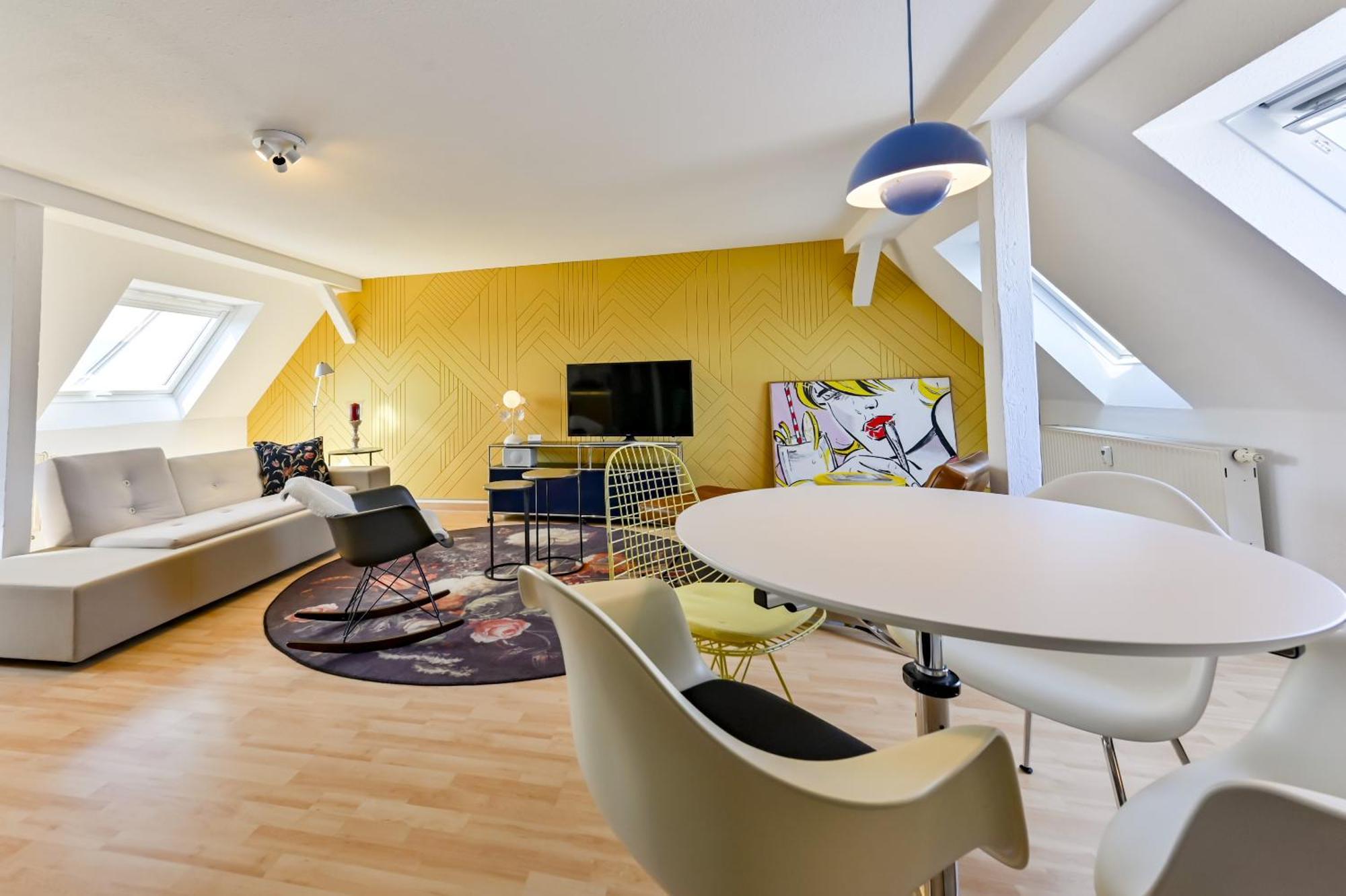 Premium Quartier Clara , Karl Und Fritz Auf Dem Kassberg Mit Eigenem Stellplatz Chemnitz Quarto foto
